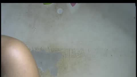 Snapshot of wet_pussy200 chatting on February 15, 7:32 pm Bella online show from February 15, 7:32 pm