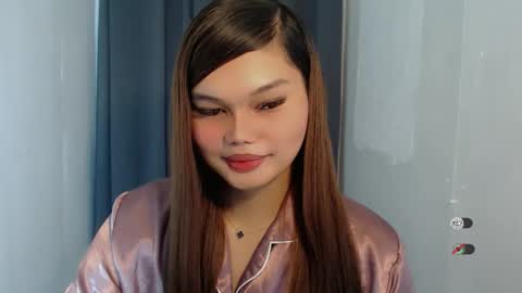 wet_velvet_xo online show from February 3, 6:40 am