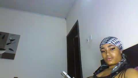 Snapshot of wetdripbitch chatting on January 8, 7:05 pm wetdrippusy online show from January 8, 7:05 pm