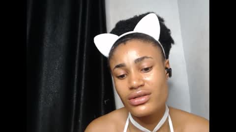 wetdrippussy7 online show from October 27, 10:36 pm