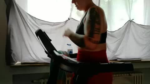 Snapshot of wetgerman2 chatting on July 1, 10:28 am Wetgerman online show from July 1, 10:28 am