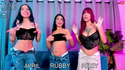 MY TEAM RUBBYAPRILRILEY online show from October 11, 1:49 am