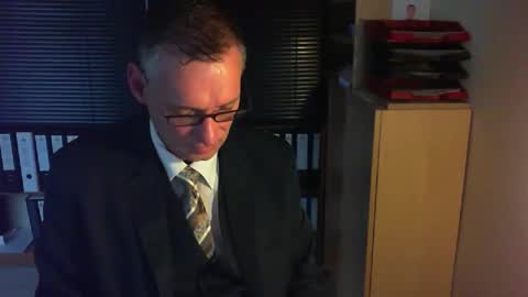 Snapshot of wetsuitedman chatting on September 26, 2:54 pm Franz online show from September 26, 2:54 pm