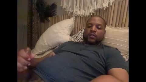 Snapshot of wettdreammcumtru chatting on October 9, 6:55 am Magic johnson 313 online show from October 9, 6:55 am