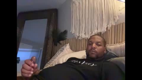 Snapshot of wettdreammcumtru chatting on October 13, 3:06 am Magic johnson 313 online show from October 13, 3:06 am