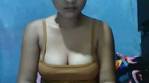 wettyhottie69 online show from April 14, 9:54 pm