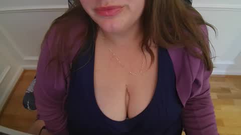 Snapshot of wetwordsonly chatting on November 11, 4:51 pm WetWordsOnly online show from November 11, 4:51 pm