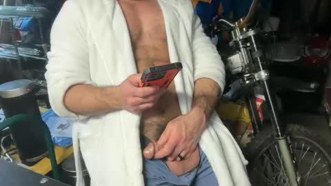 whackingmywilly online show from March 8, 5:06 pm