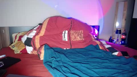 Andy online show from September 12, 2:39 pm