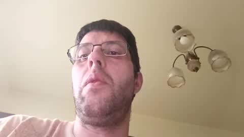 stoffy online show from April 6, 4:57 am