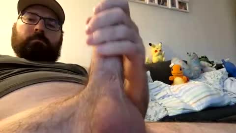 wheely19871606 online show from December 3, 6:48 am