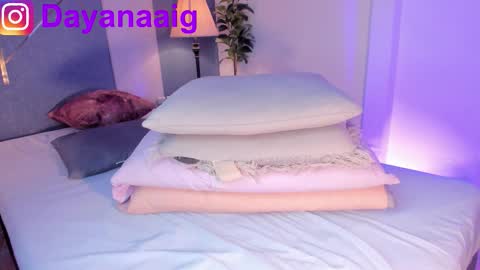 Sara  online show from February 11, 12:26 am