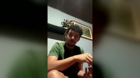 whikyan online show from June 18, 2:12 am
