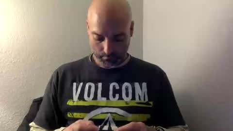 Snapshot of whiskerbiscuit_69 chatting on December 3, 5:53 am whiskerbiscuit_69 online show from December 3, 5:53 am