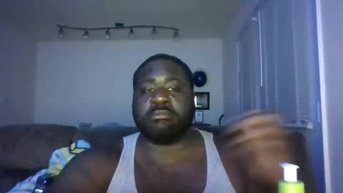 Snapshot of whiskeyandcoke24 chatting on October 30, 6:59 am WhiskeyandCoke online show from October 30, 6:59 am