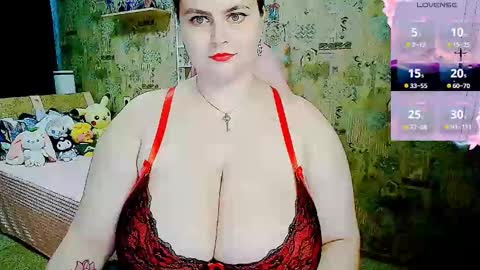 whisperinthedarkk online show from September 15, 11:21 am