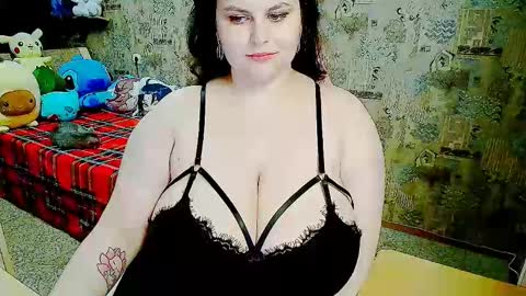 whisperinthedarkk online show from December 16, 10:26 pm