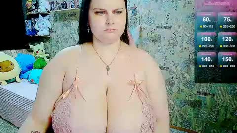 whisperinthedarkk online show from May 26, 10:17 pm