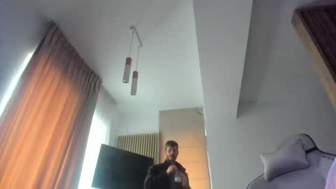 Snapshot of whisperoflust chatting on December 20, 10:33 am Michael online show from December 20, 10:33 am