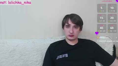 Snapshot of white_boo chatting on February 23, 11:33 am white_boo online show from February 23, 11:33 am