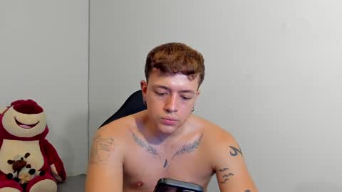 Snapshot of white_jacob chatting on December 4, 2:09 am Camilo R online show from December 4, 2:09 am