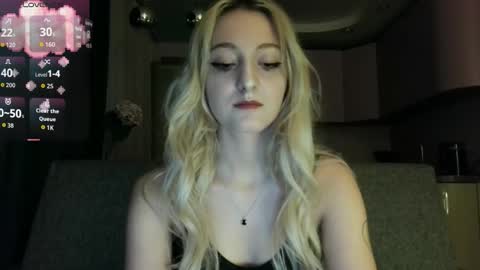 Lina online show from September 12, 10:10 pm