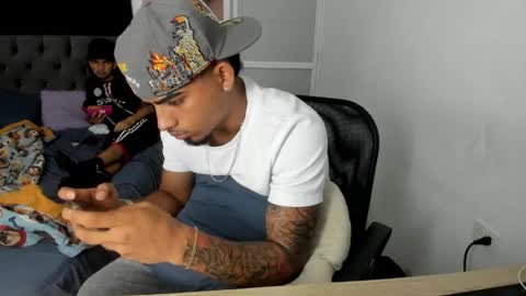 Snapshot of white_master444 chatting on June 20, 7:44 am white online show from June 20, 7:44 am