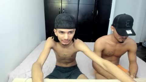 Snapshot of white_master444 chatting on July 13, 5:10 am white online show from July 13, 5:10 am