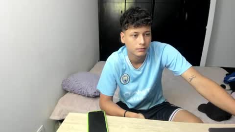 Snapshot of white_master444 chatting on August 4, 7:00 am white online show from August 4, 7:00 am