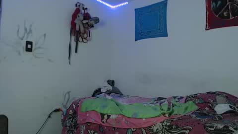 Snapshot of whiteboy69902 chatting on October 21, 6:30 pm whiteboy69902 online show from October 21, 6:30 pm