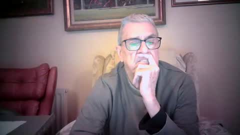 whitebriefs009 online show from January 15, 2:32 pm