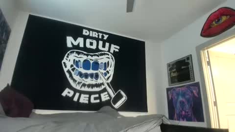 just  str8 stud nut  1000 online show from February 11, 9:31 pm