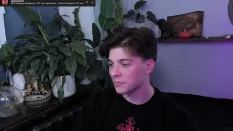 Snapshot of whiteegrimm chatting on October 21, 9:37 pm Gus online show from October 21, 9:37 pm