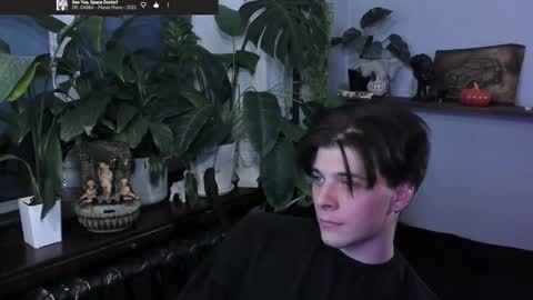 Snapshot of whiteegrimm chatting on November 19, 8:31 pm Gus online show from November 19, 8:31 pm