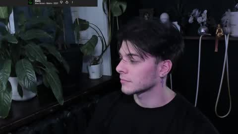 Gus online show from December 15, 9:08 pm