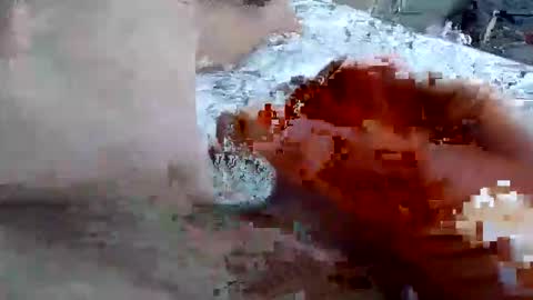 Snapshot of whitelava_4u chatting on December 3, 7:01 pm whitelava_4u online show from December 3, 7:01 pm