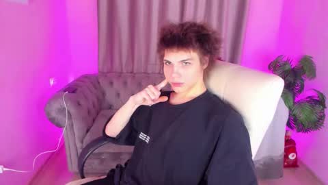 Geoffrey online show from January 10, 4:20 pm