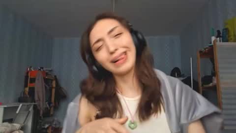 Cindy online show from March 17, 3:26 pm