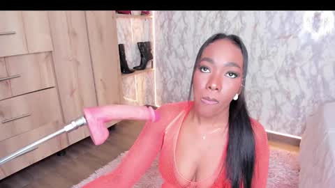 Snapshot of whitneyyfox chatting on March 15, 12:05 am whitneyyfox online show from March 15, 12:05 am