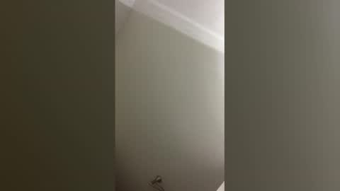 Snapshot of whynotlmk chatting on February 21, 8:59 am whynotlmk online show from February 21, 8:59 am