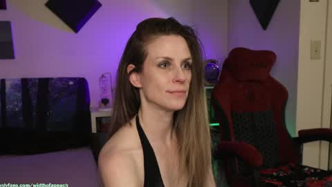 Gretchen  Jimmy online show from April 17, 1:30 am