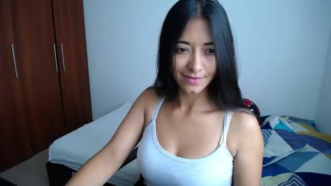 Snapshot of wifhot chatting on April 11, 5:50 pm Ilauren online show from April 11, 5:50 pm