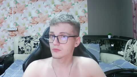 Snapshot of wiiinkyyy chatting on November 28, 6:21 pm wiiinkyyy online show from November 28, 6:21 pm