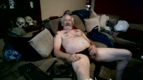 Snapshot of wild69erus1 chatting on June 9, 8:42 pm wild69erus1 online show from June 9, 8:42 pm
