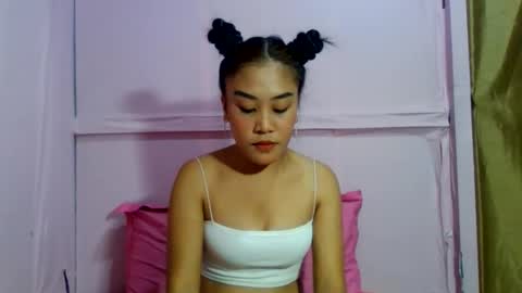 wild_doll69 online show from March 10, 11:15 am