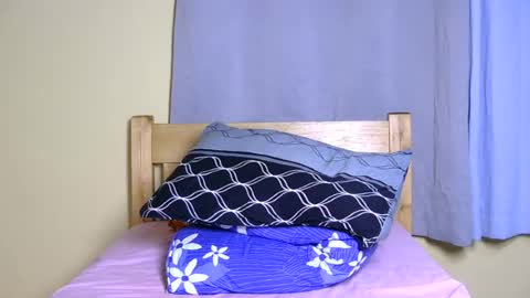 Snapshot of wild_ebony2 chatting on July 9, 10:14 pm cutie online show from July 9, 10:14 pm