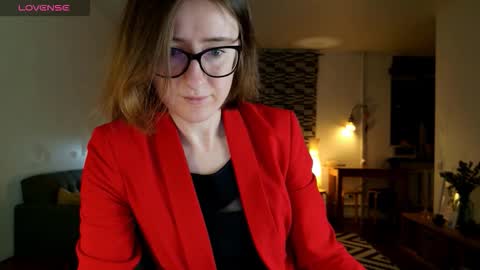 wild_peony online show from December 4, 5:32 pm