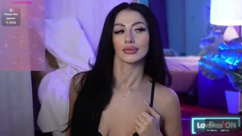 WildWhispers online show from January 11, 5:01 am