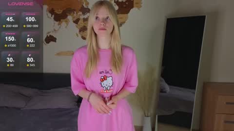 Snapshot of wildadearborn chatting on March 1, 9:29 am Ava online show from March 1, 9:29 am