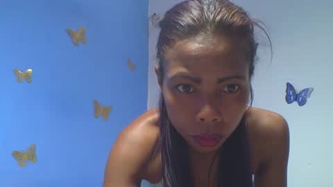 Snapshot of wildah chatting on April 30, 6:09 am wildah online show from April 30, 6:09 am
